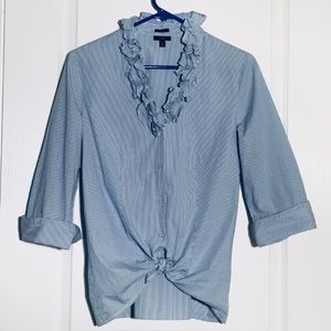 🧨2 for $20 TALBOTS Fitted Blue white Host Pic